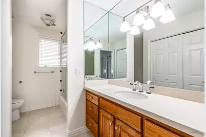 325 N Federal Heights Cir, Salt Lake City, UT 84103 - Photo 34