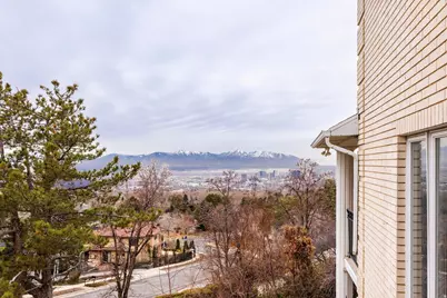 325 N Federal Heights Cir, Salt Lake City, UT 84103 - Photo 2