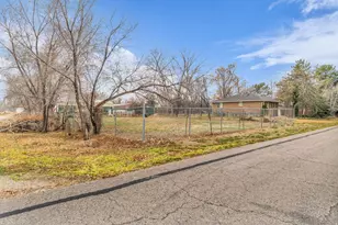 3001 W 8750 S, West Jordan, UT 84088 - Photo 48