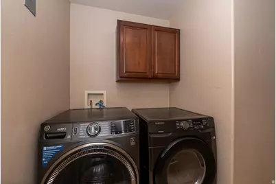 1449 Belmont Dr, Farmington, UT 84025 - Photo 18