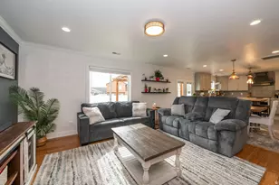 1449 Belmont Dr, Farmington, UT 84025 - Photo 4