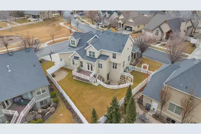 889 S Sego Lily Way, Mapleton, UT 84664 - Photo 4