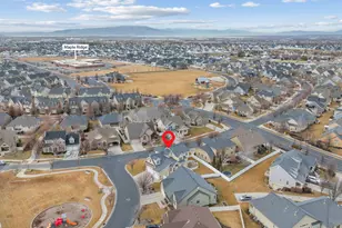 889 S Sego Lily Way, Mapleton, UT 84664 - Photo 58