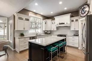 1383 W 9950 S, South Jordan, UT 84095 - Photo 4