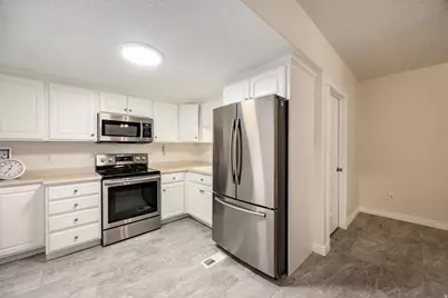 1383 W 9950 S, South Jordan, UT 84095 - Photo 30