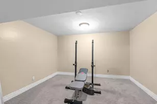 186 E Brent Cir S, Sandy, UT 84070 - Photo 12