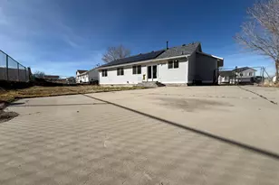 999 S Morning Ln W, Tooele, UT 84074 - Photo 4