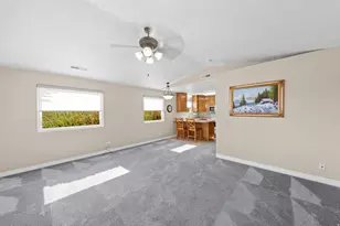 1050 W Red Hills Pkwy, Washington, UT 84780 - Photo 6