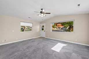 1050 W Red Hills Pkwy, Washington, UT 84780 - Photo 4