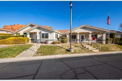 1050 W Red Hills Pkwy #8, Washington, UT 84780 - Photo 32