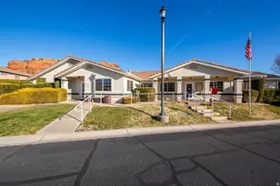 1050 W Red Hills Pkwy, Washington, UT 84780 - Photo 32
