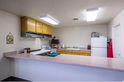 1050 W Red Hills Pkwy #8, Washington, UT 84780 - Photo 26