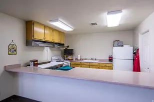 1050 W Red Hills Pkwy, Washington, UT 84780 - Photo 26