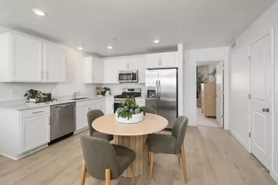 684 W Empress St #20, Santaquin, UT 84655 - Photo 4