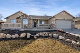 4353 W Maple Meadows Dr S, West Valley, UT 84120 - Photo 2