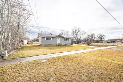 282 W 100 S, Smithfield, UT 84335 - Photo 2