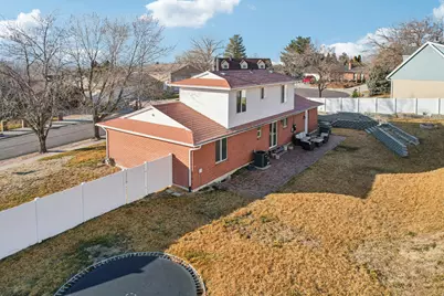 12161 S Spring Ridge Cir, Sandy, UT 84094 - Photo 30