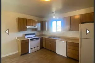 102 W 250 S, Wellington, UT 84542 - Photo 22