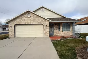 748 W 4075 S, Riverdale, UT 84405 - Photo 1