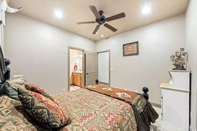 1112 W Sapphire, Diamond Valley, UT 84770 - Photo 36