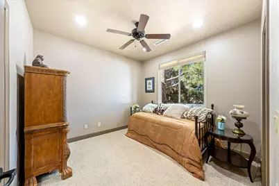 1112 W Sapphire, Diamond Valley, UT 84770 - Photo 38