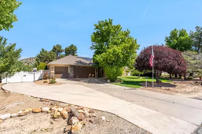 1112 W Sapphire, Diamond Valley, UT 84770 - Photo 6