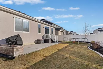 5375 N Lindbergh Ln, Eagle Mountain, UT 84005 - Photo 26