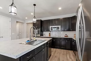 5375 N Lindbergh Ln, Eagle Mountain, UT 84005 - Photo 6