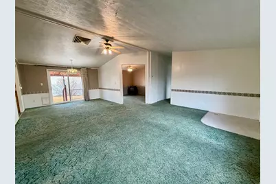 4977 S 2625 E, Vernal, UT 84078 - Photo 4