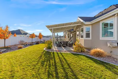 889 W Sagewood Dr, Stansbury Park, UT 84074 - Photo 8