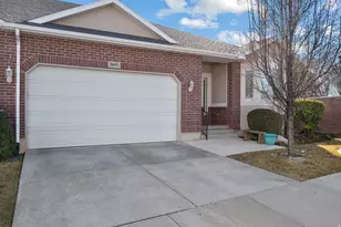 1693 W Peaceful View Way W, South Jordan, UT 84095 - Photo 2