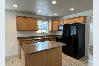 841 S Cheyenne St, Salt Lake City, UT 84104 - Photo 12