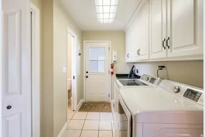 373 S Sunny Hill Cir, Payson, UT 84651 - Photo 16