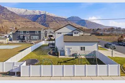 411 E Daybreak Dr N, Pleasant Grove, UT 84062 - Photo 34