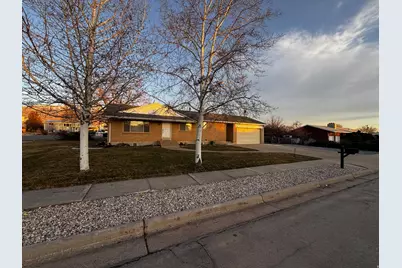1476 N 350 W, Layton, UT 84041 - Photo 2