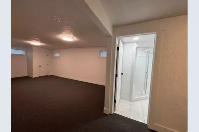 1476 N 350 W, Layton, UT 84041 - Photo 18