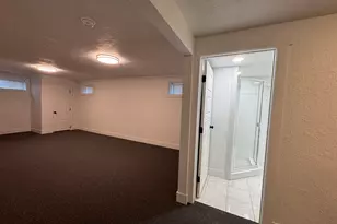 1476 N 350 W, Layton, UT 84041 - Photo 18