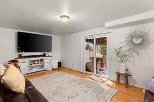 1571 N 160 W, Layton, UT 84041 - Photo 12
