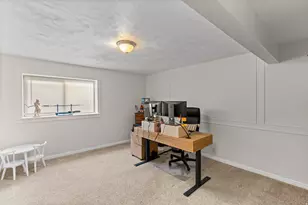 1571 N 160 W, Layton, UT 84041 - Photo 24