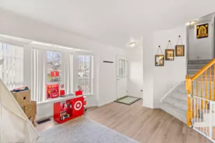 1571 N 160 W, Layton, UT 84041 - Photo 4