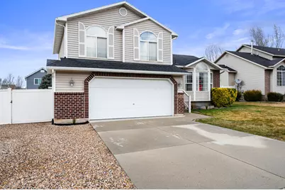 1571 N 160 W, Layton, UT 84041 - Photo 2