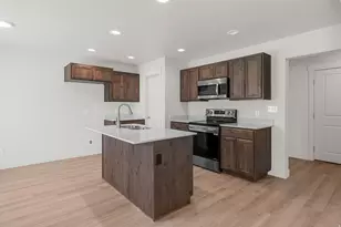4018 S Walnut Bark Ln, Mapleton, UT 84664 - Photo 2