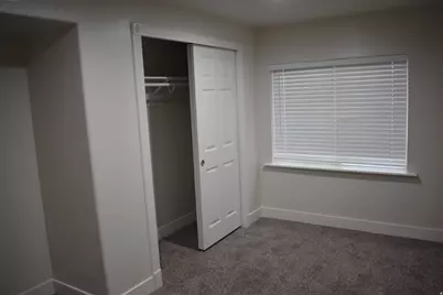 112 W Crystal Bay Dr, Stansbury Park, UT 84074 - Photo 14