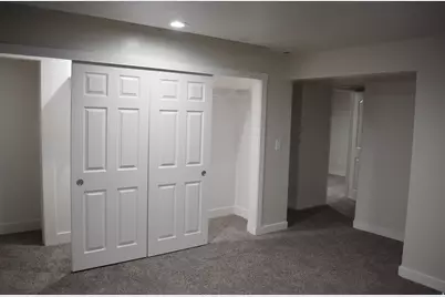 112 W Crystal Bay Dr, Stansbury Park, UT 84074 - Photo 18