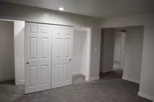 112 W Crystal Bay Dr, Stansbury Park, UT 84074 - Photo 18