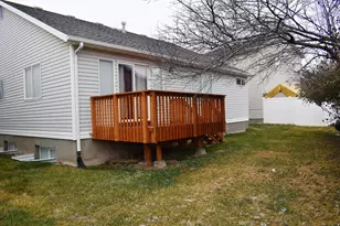 112 W Crystal Bay Dr, Stansbury Park, UT 84074 - Photo 24