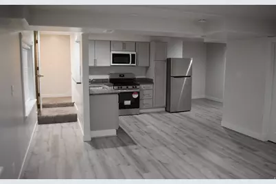 112 W Crystal Bay Dr, Stansbury Park, UT 84074 - Photo 16