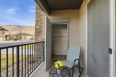 281 W 650 N #B, Centerville, UT 84014 - Photo 30