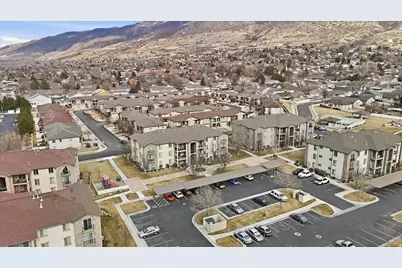 281 W 650 N #B, Centerville, UT 84014 - Photo 46