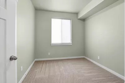 281 W 650 N #B, Centerville, UT 84014 - Photo 22
